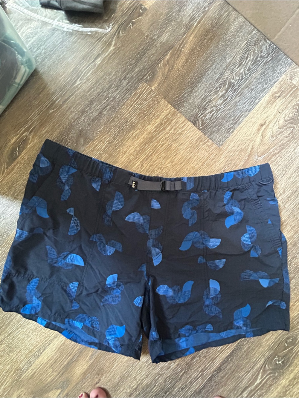 Men's  REI Navy Blue Patterned Swim Shorts Size XXL